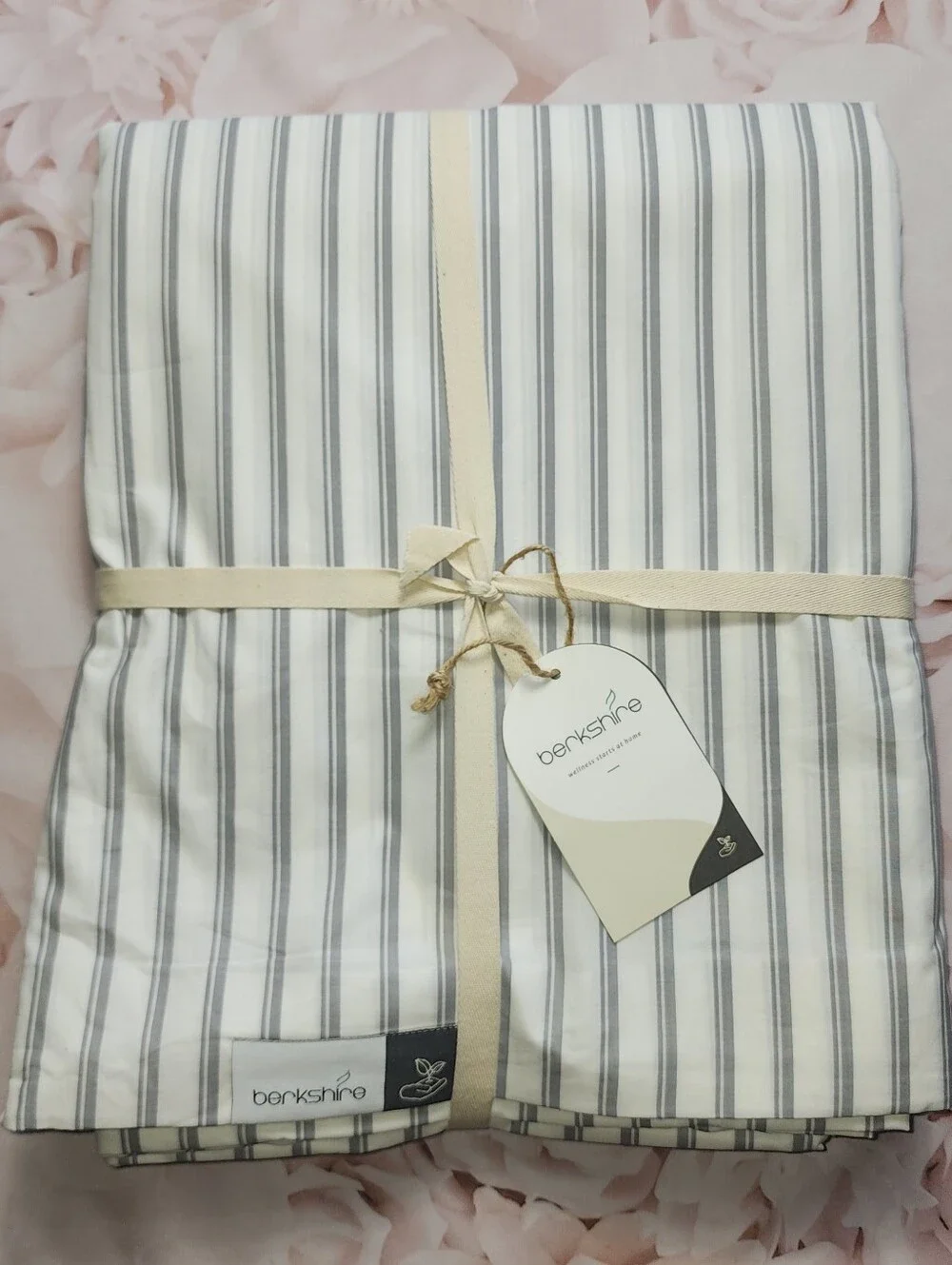 Berkshire 100% Cotton Duvet and Shams - KING